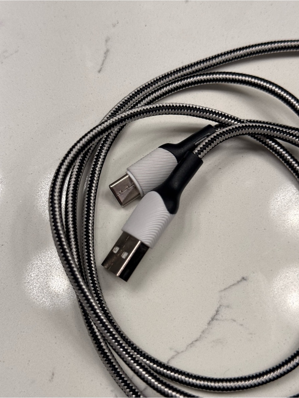 USB-C Charger Cable - Picture 3 of 3